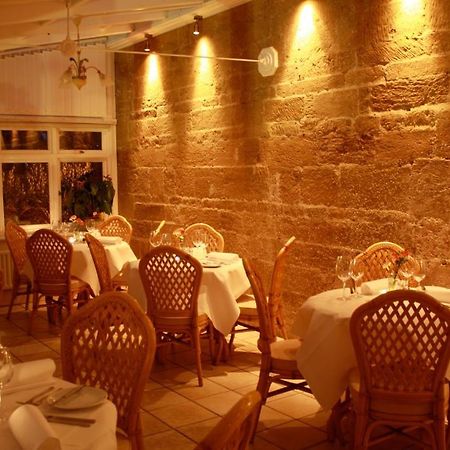 Ash House Hotel Martock Exterior photo